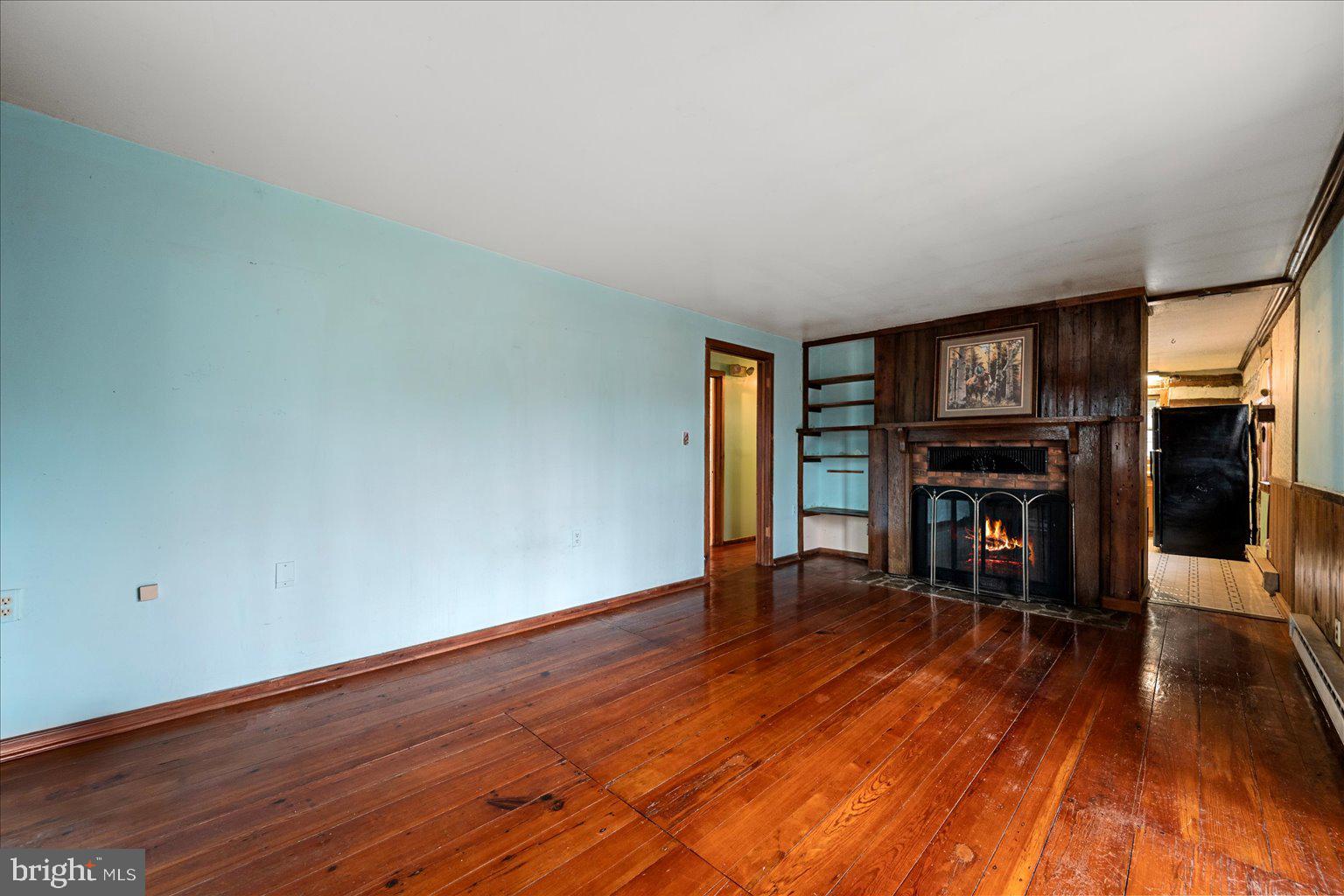 PINE CONE - Residential