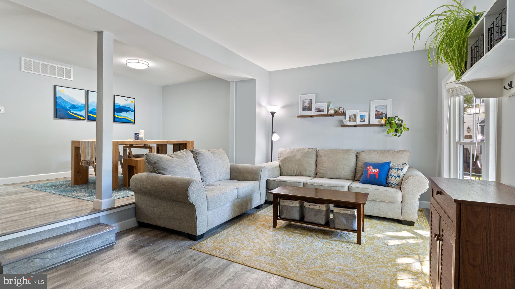 250 CHALET CIRCLE W