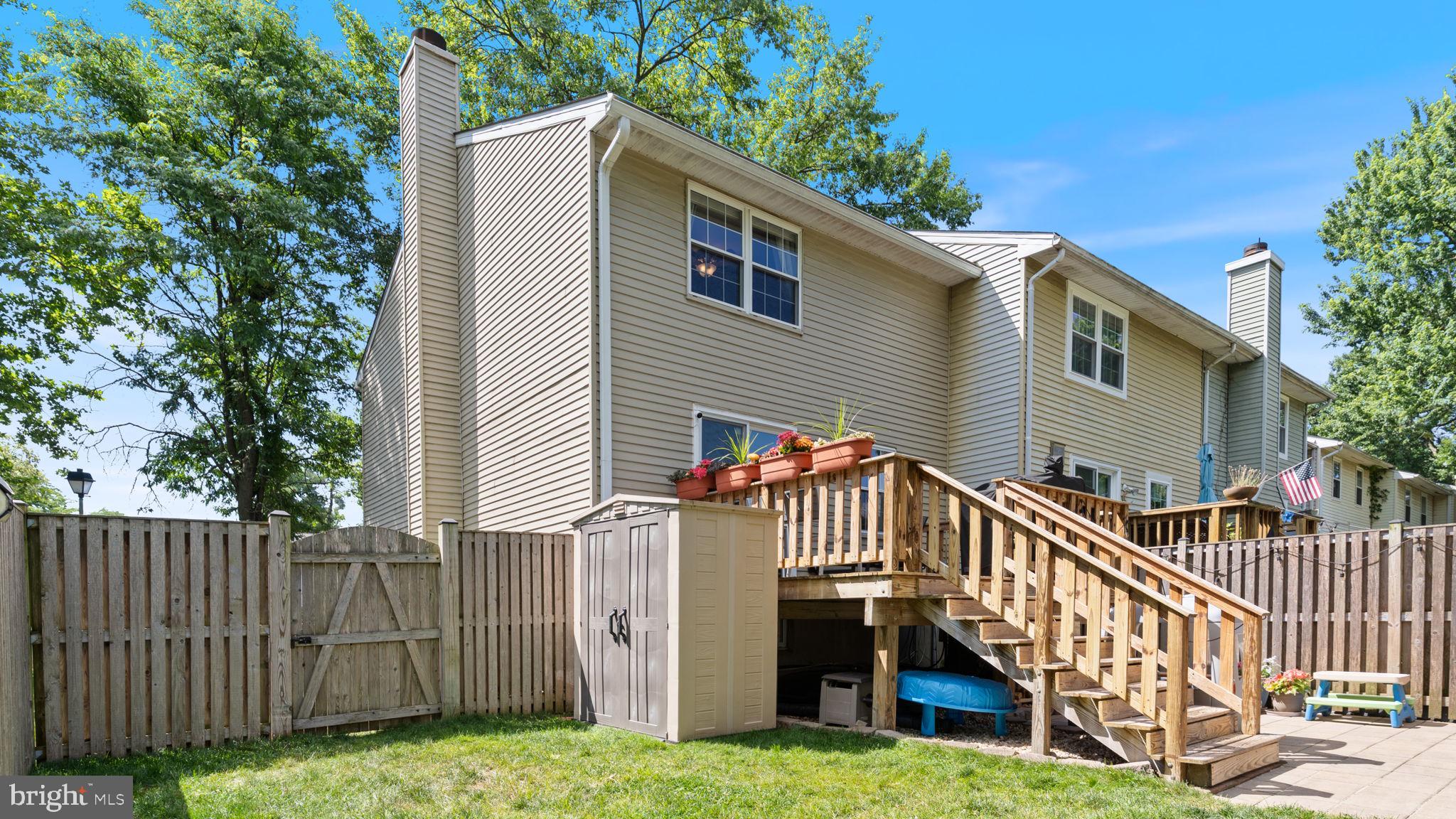250 CHALET CIRCLE W