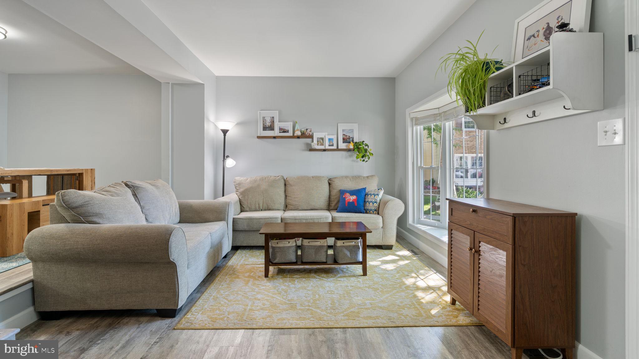 250 CHALET CIRCLE W