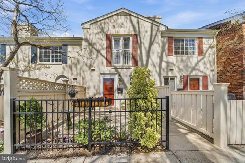 1589 N VAN DORN STREET B ALEXANDRIA VA 22304