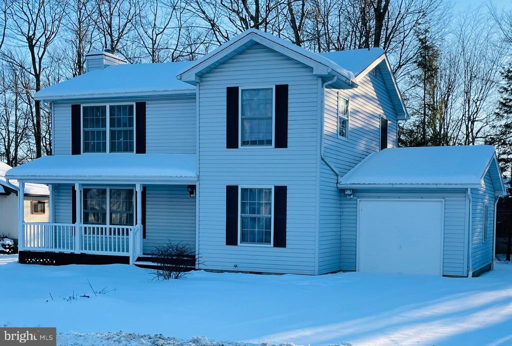 Photo of 1120 Country Place Drive, COOLBAUGH TOWNSHIP, PA 18466 (MLS # PAMR2005798)