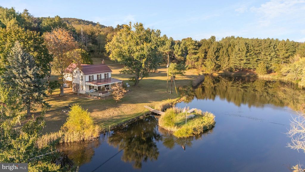 Photo of 290 Howards Chapel Road, WINCHESTER, VA 22603 (MLS # VAFV2037322)