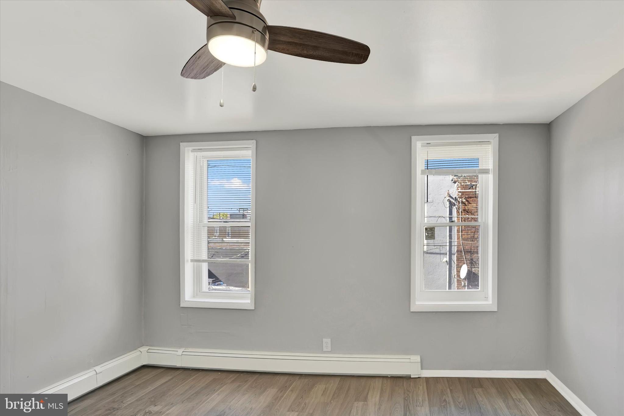 PORT RICHMOND - Residential