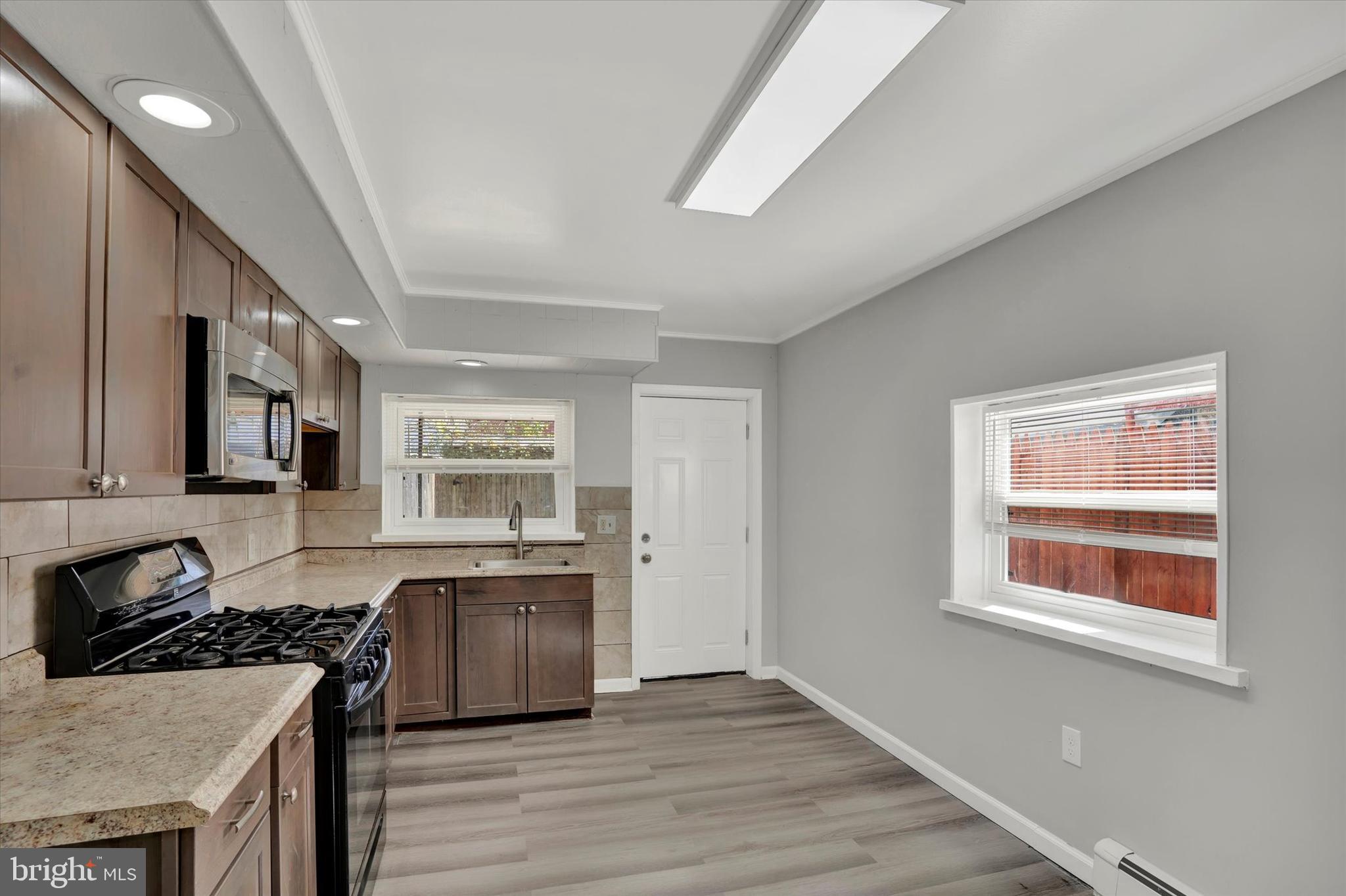 PORT RICHMOND - Residential