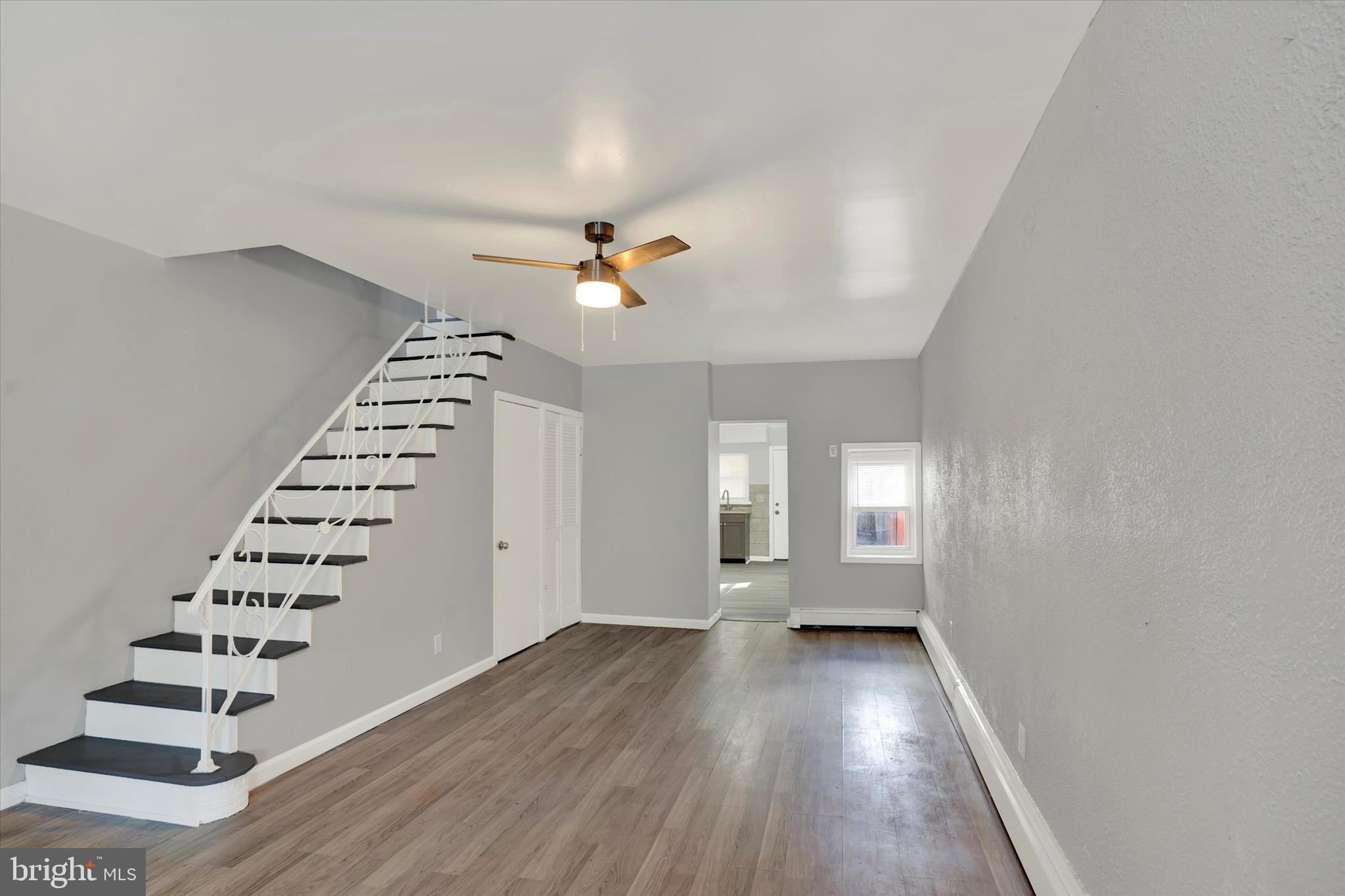 PORT RICHMOND - Residential