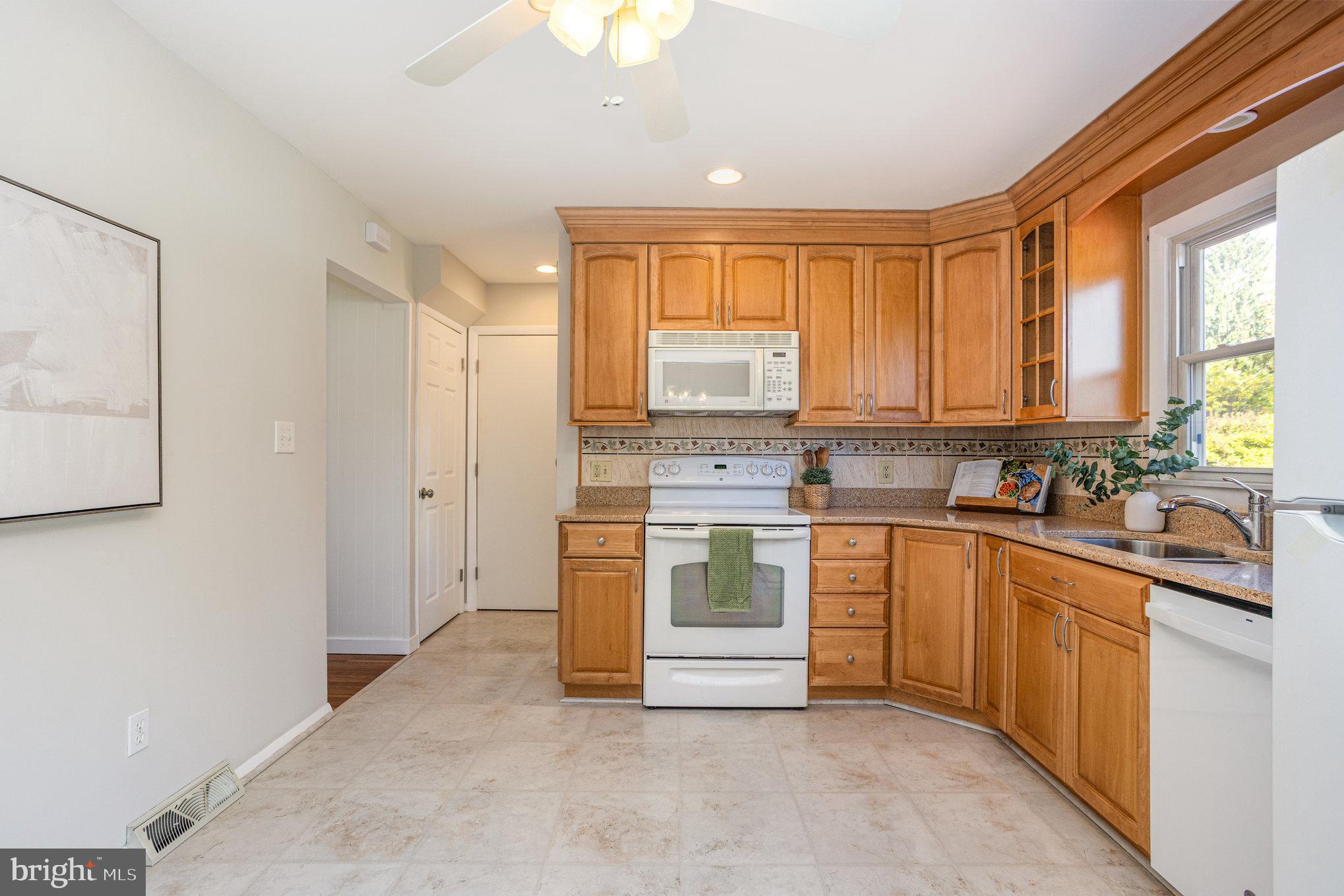 BRADFORD VILLAGE - Residential