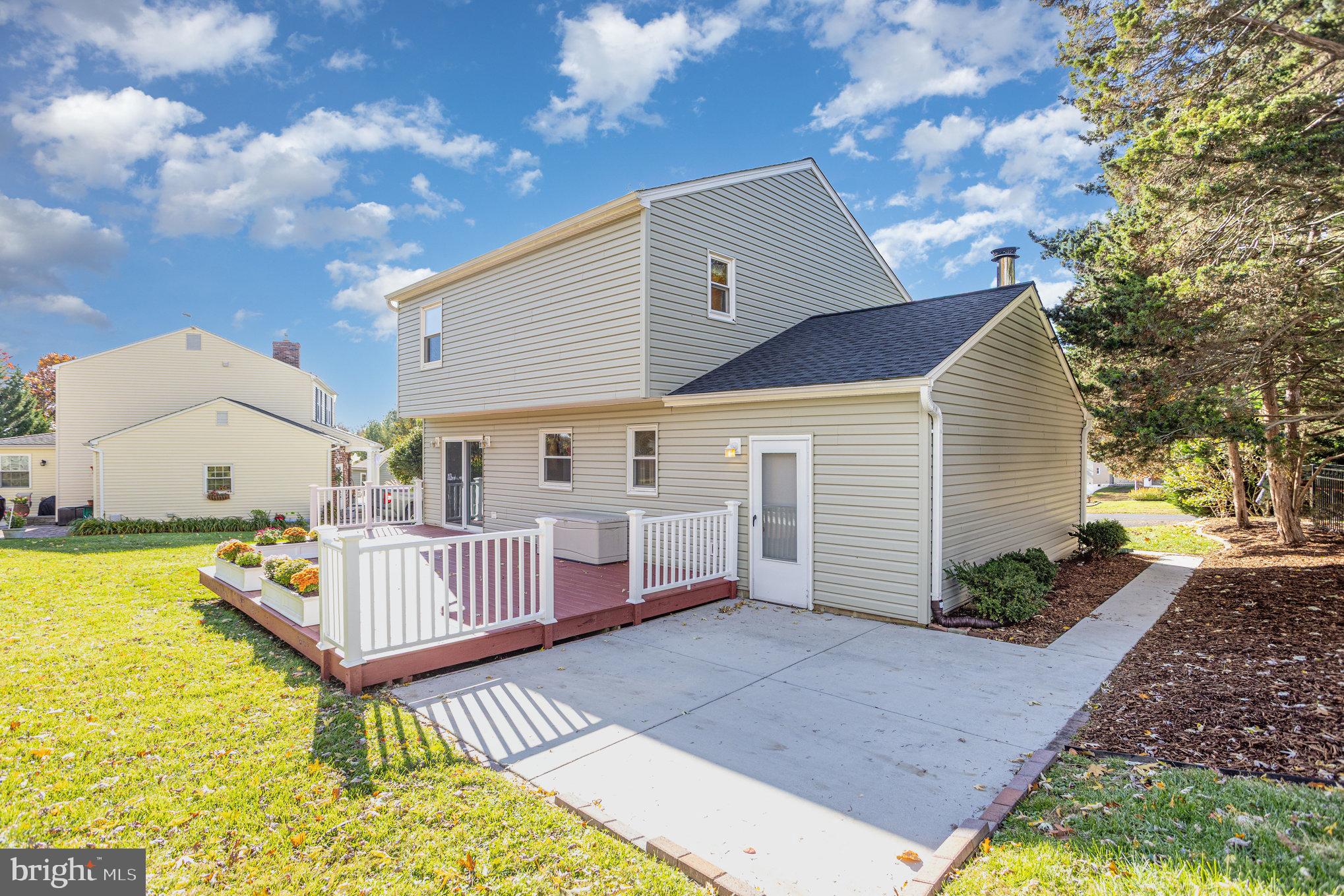 BRADFORD VILLAGE - Residential