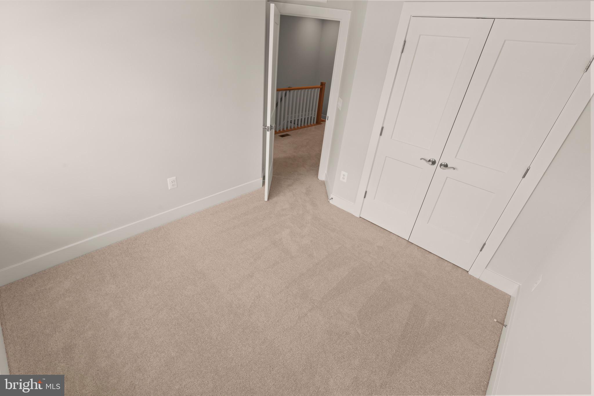 BRADLEY SQUARE - Residential Lease