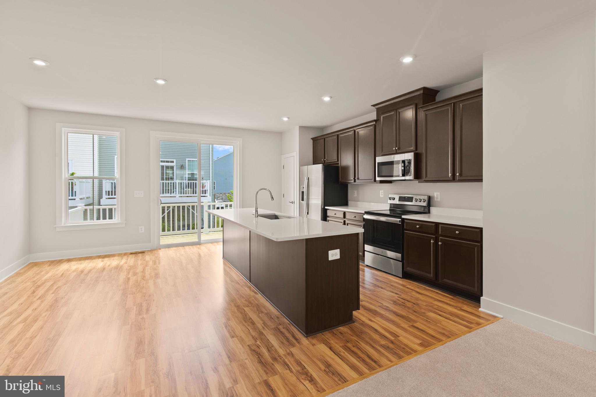 BRADLEY SQUARE - Residential Lease