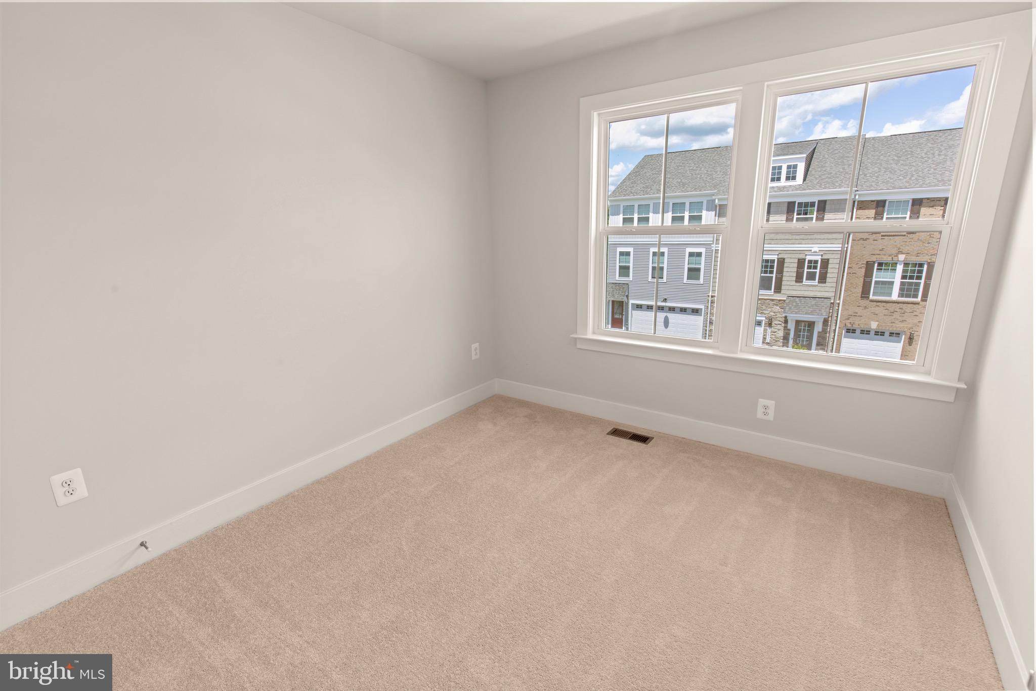 BRADLEY SQUARE - Residential Lease