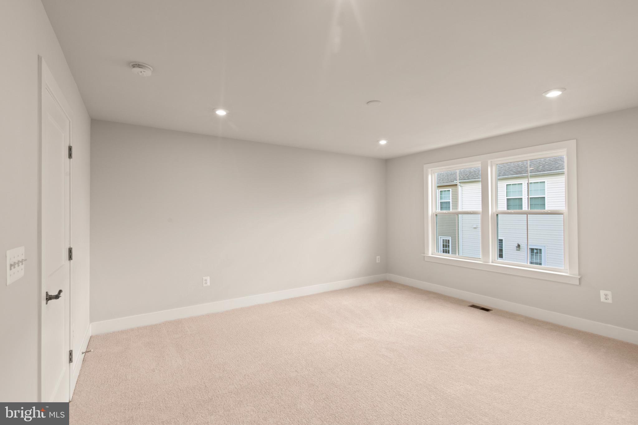 BRADLEY SQUARE - Residential Lease