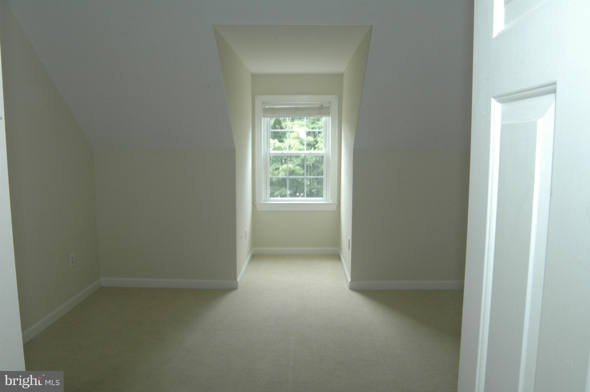 ARNON RIDGE - Residential