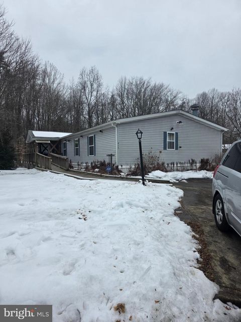 415 DUTCH DRIVE LOTHIAN MD 20711