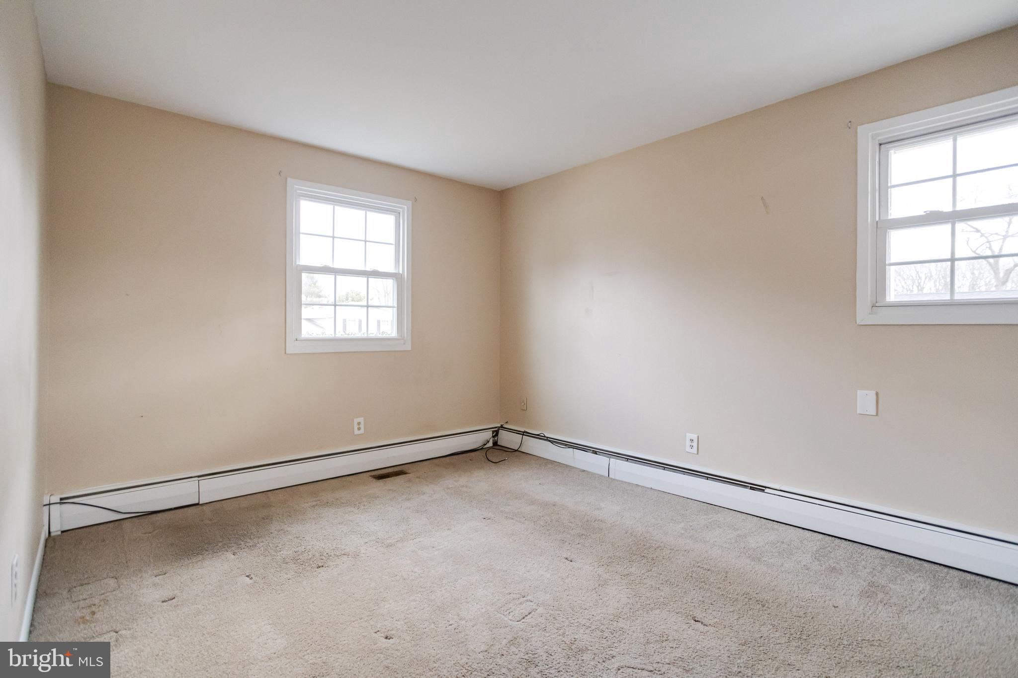 MAPLE RIDGE - Residential