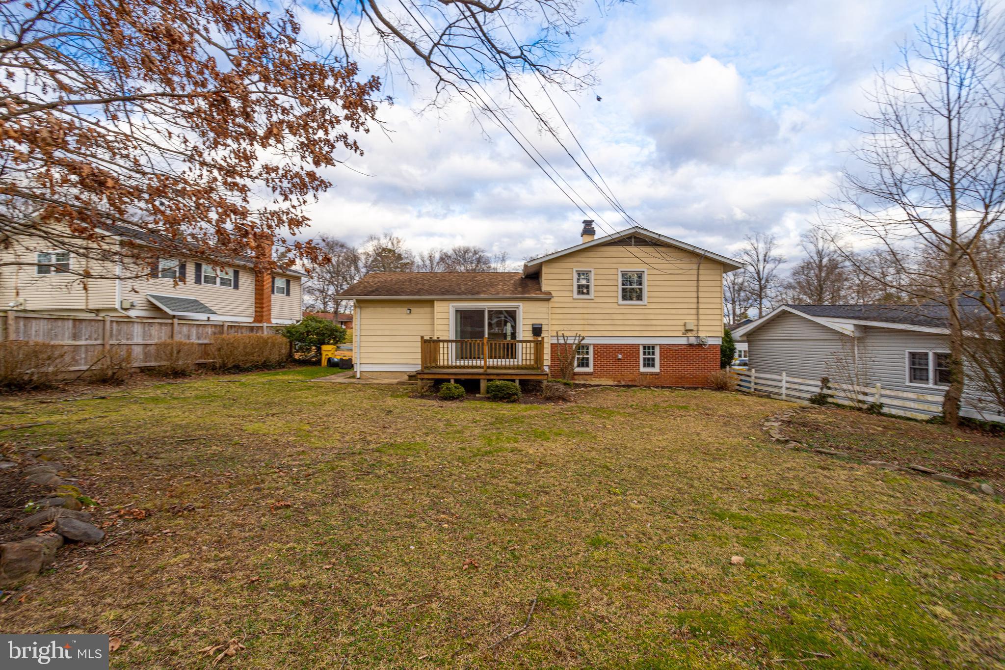 MAPLE RIDGE - Residential