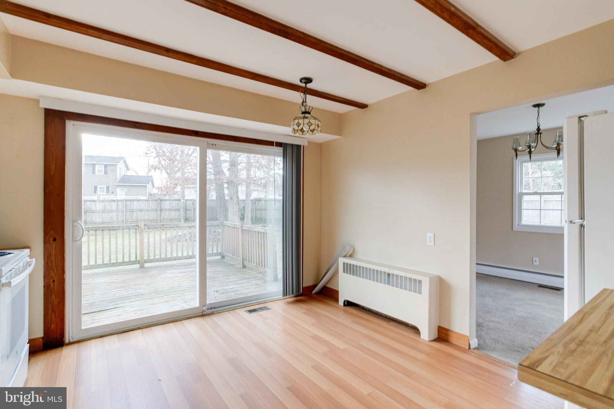 MAPLE RIDGE - Residential