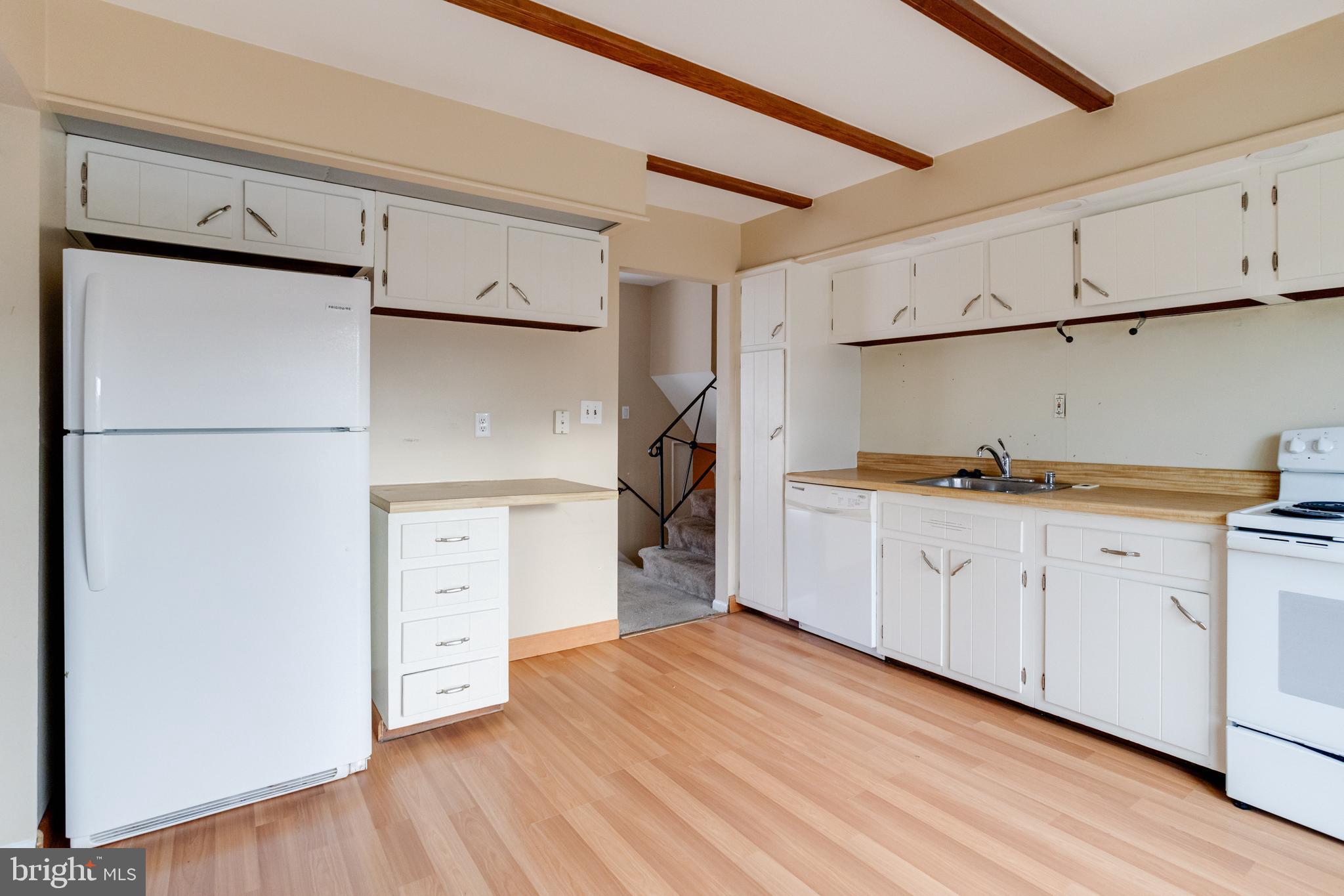 MAPLE RIDGE - Residential