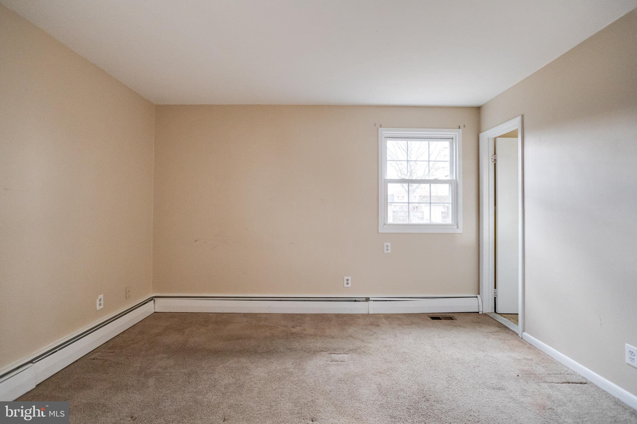 MAPLE RIDGE - Residential