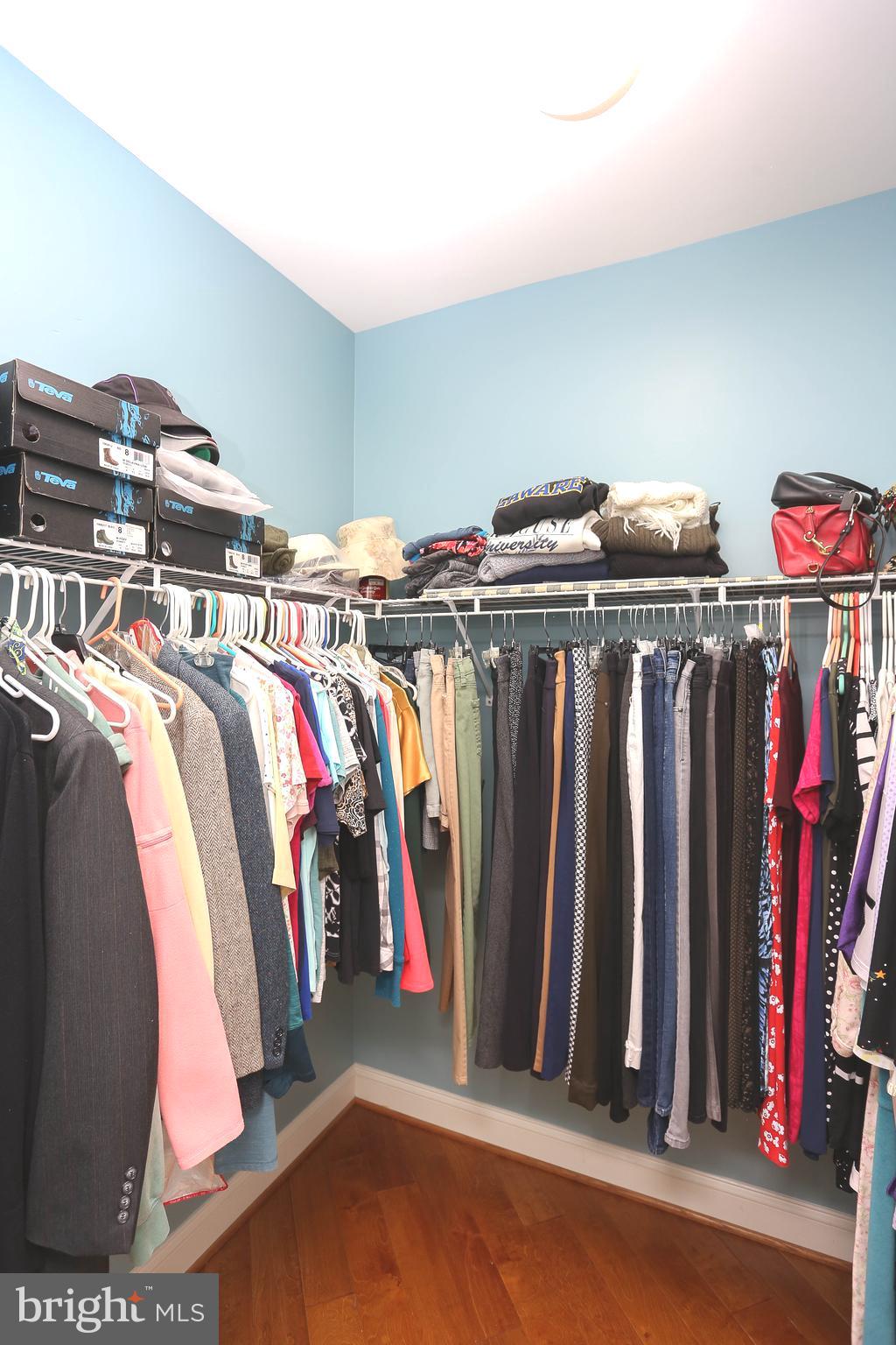 WAVERLY WOODS - Residential