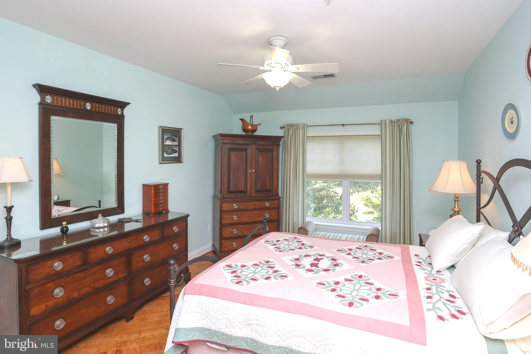 WAVERLY WOODS - Residential