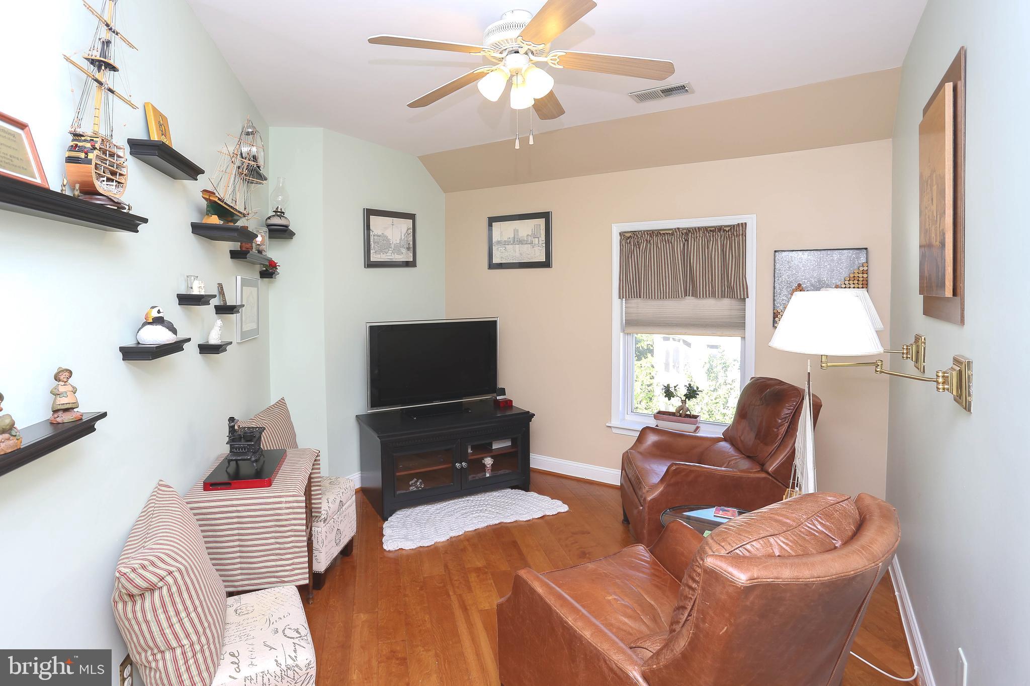 WAVERLY WOODS - Residential