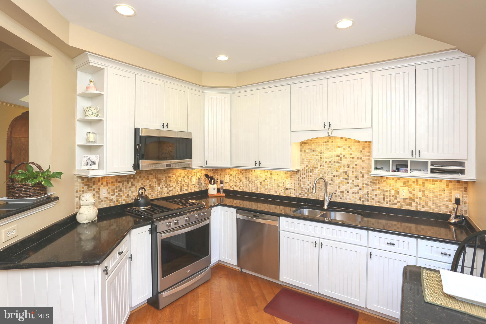 WAVERLY WOODS - Residential