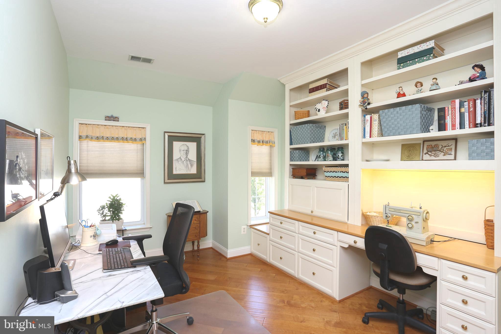 WAVERLY WOODS - Residential