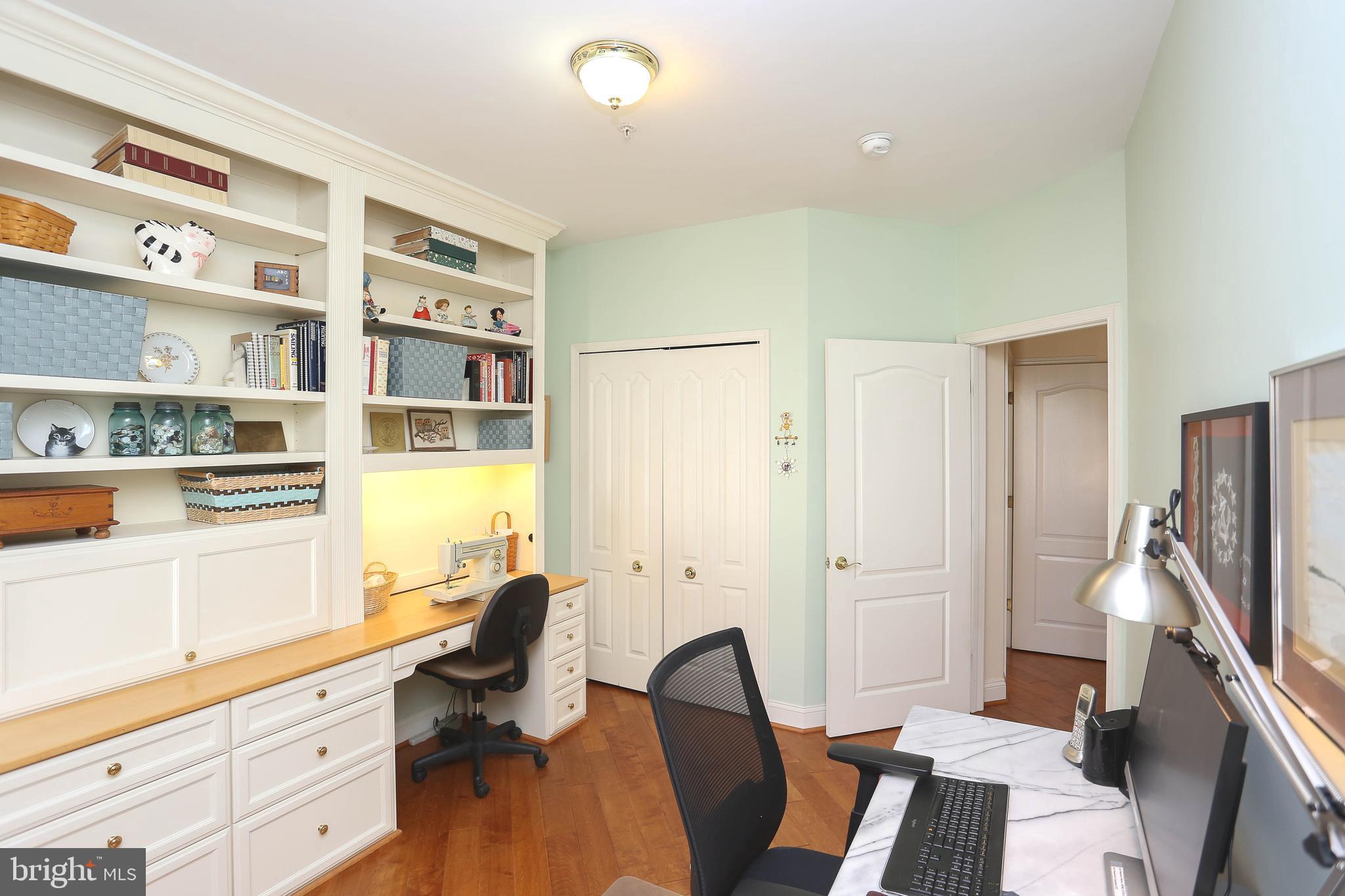 WAVERLY WOODS - Residential