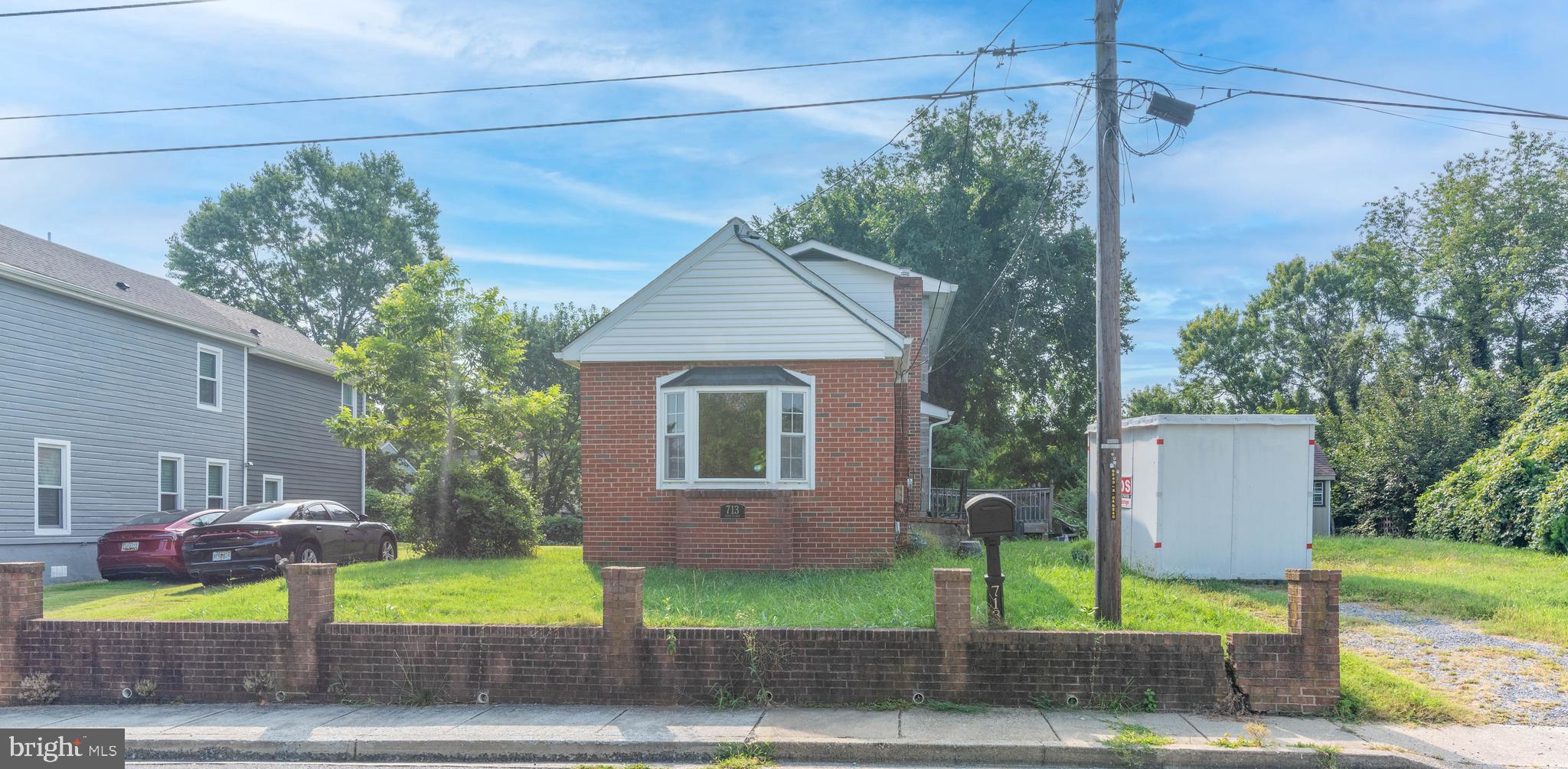 BEING SOLD WITH Lot Tax ID No - 18-2099208 = .12± acres. List price is Opening Bid at the Online auction to be conducted on Auctioneers website. - Auction ends Monday, August 18, 2025 at 11:00 AM. Rehab Opportunity - Home in the "Fairmount Heights" Neighborhood in PG County + .12± Acre Lot. The home has 1,586± sqft. of above grade living space with 3 bedrooms and 2 full bathrooms. The main level of the home has a living room, dining room, kitchen, primary suite with a full bathroom. The upper level includes 2 bedrooms and 1 full bathroom. The lower level is unfinished with a laundry area, storage and utilities. Do not miss this great opportunity to purchase this home!