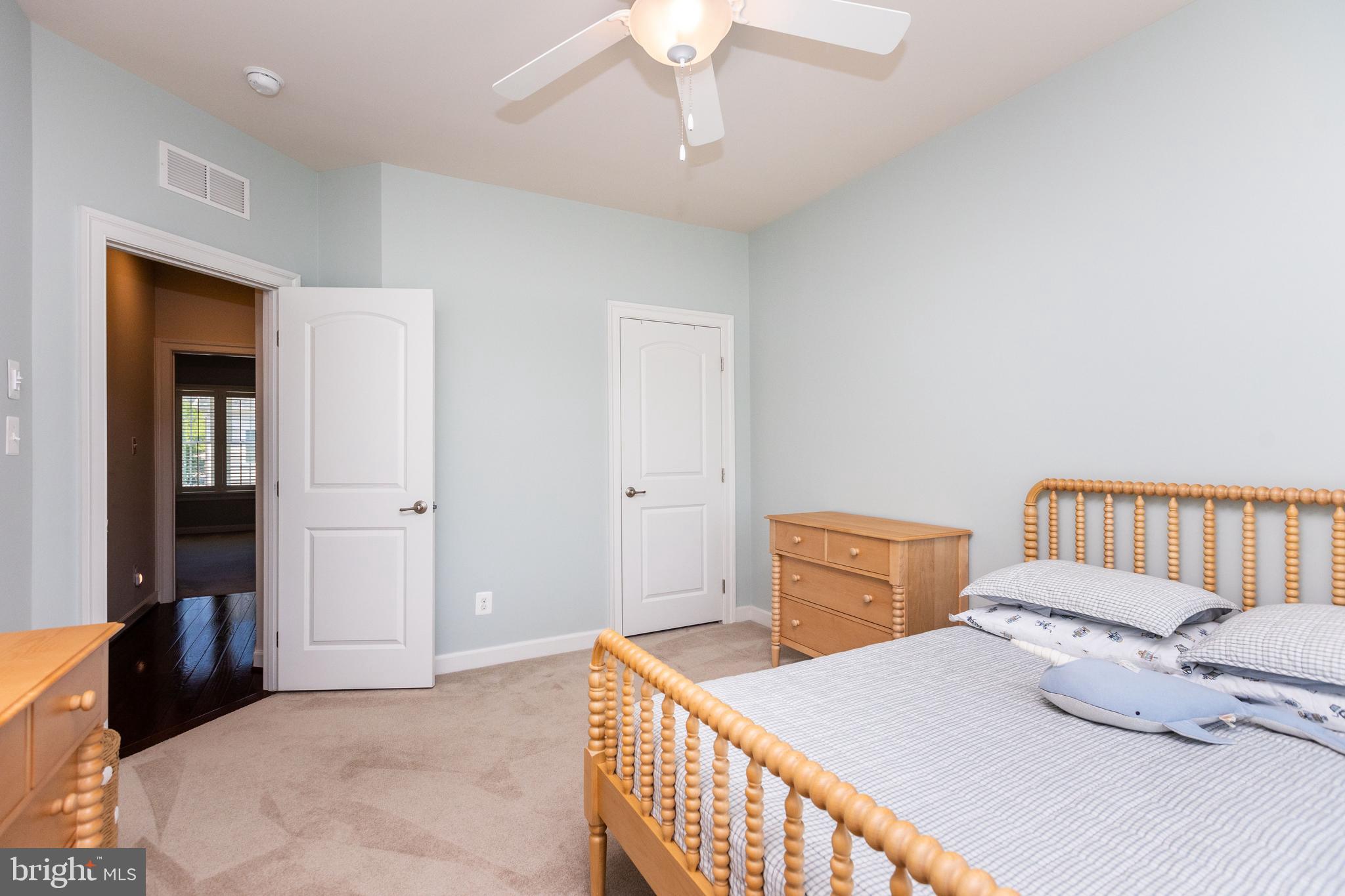 MEADOWVALE - Residential