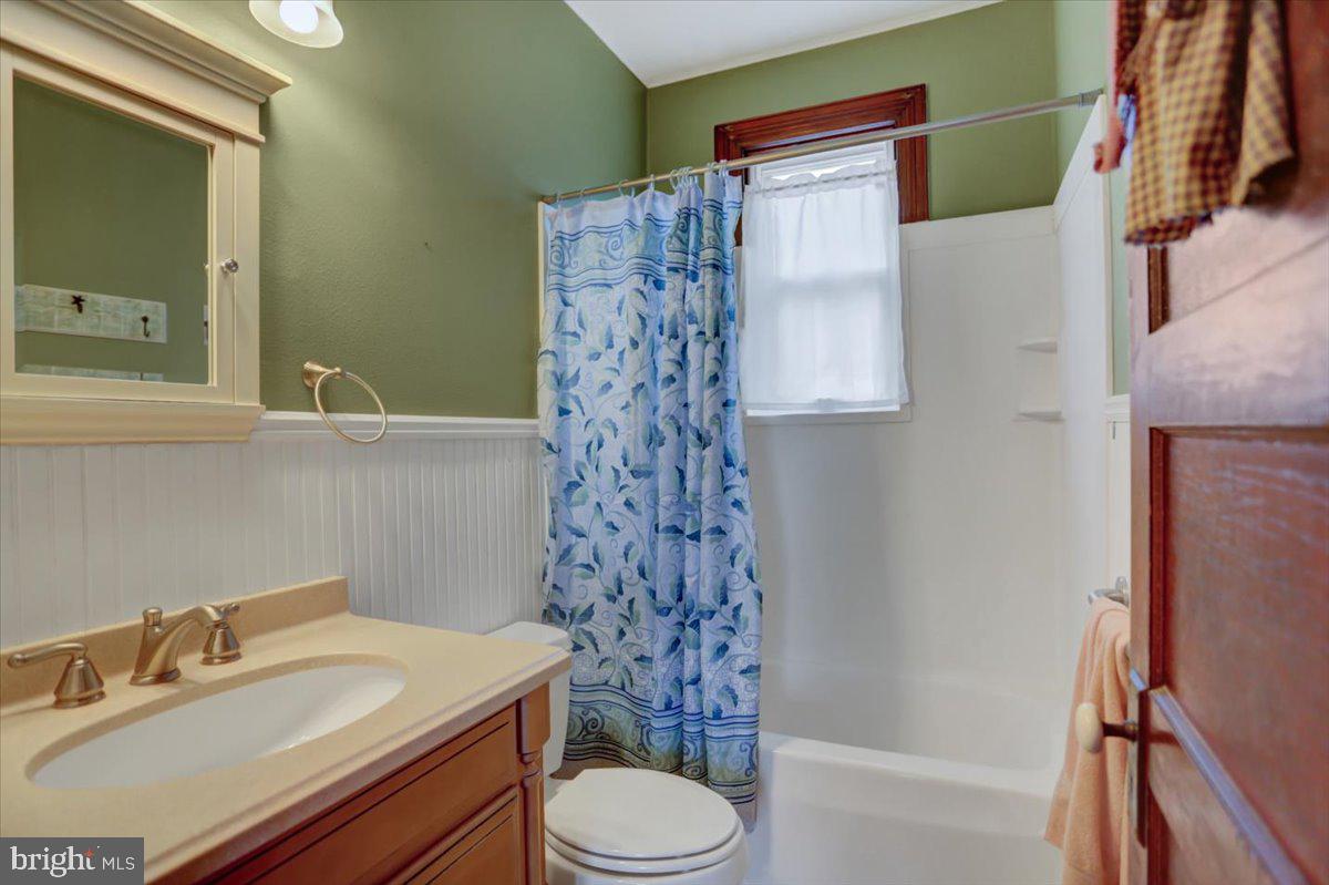 NORTH END - Residential