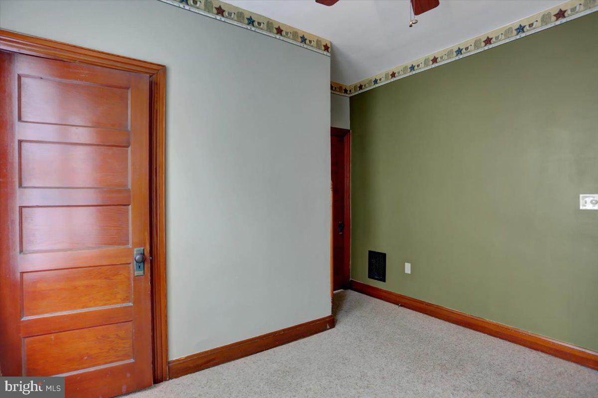 NORTH END - Residential