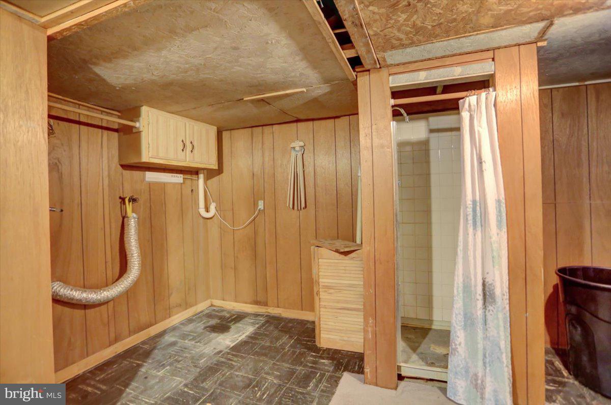 NORTH END - Residential