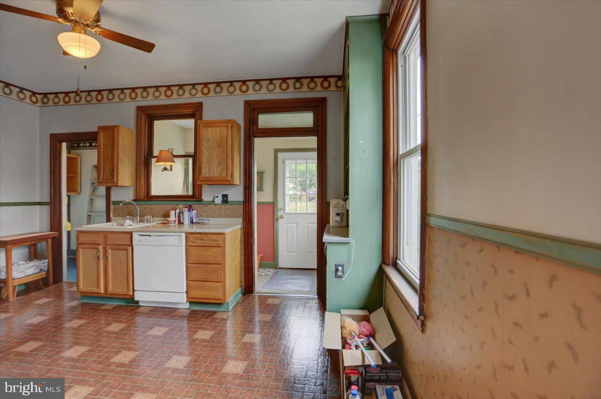 NORTH END - Residential