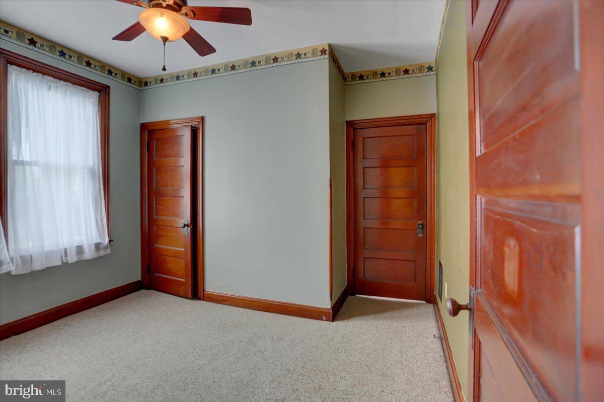 NORTH END - Residential