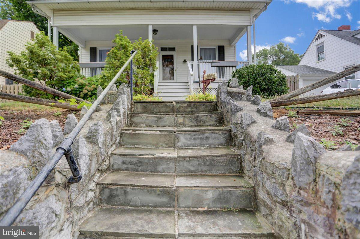 NORTH END - Residential