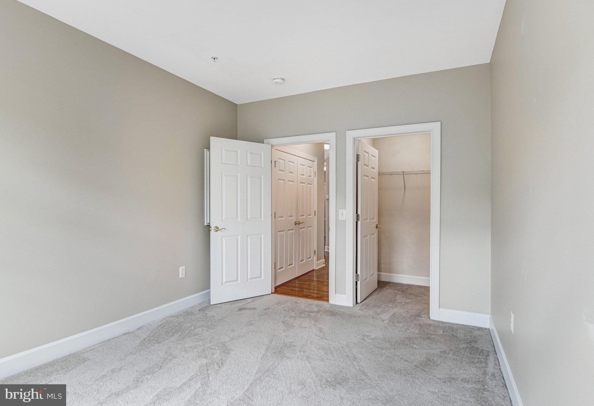 REGENCY AT DOMINION VALLEY - Residential