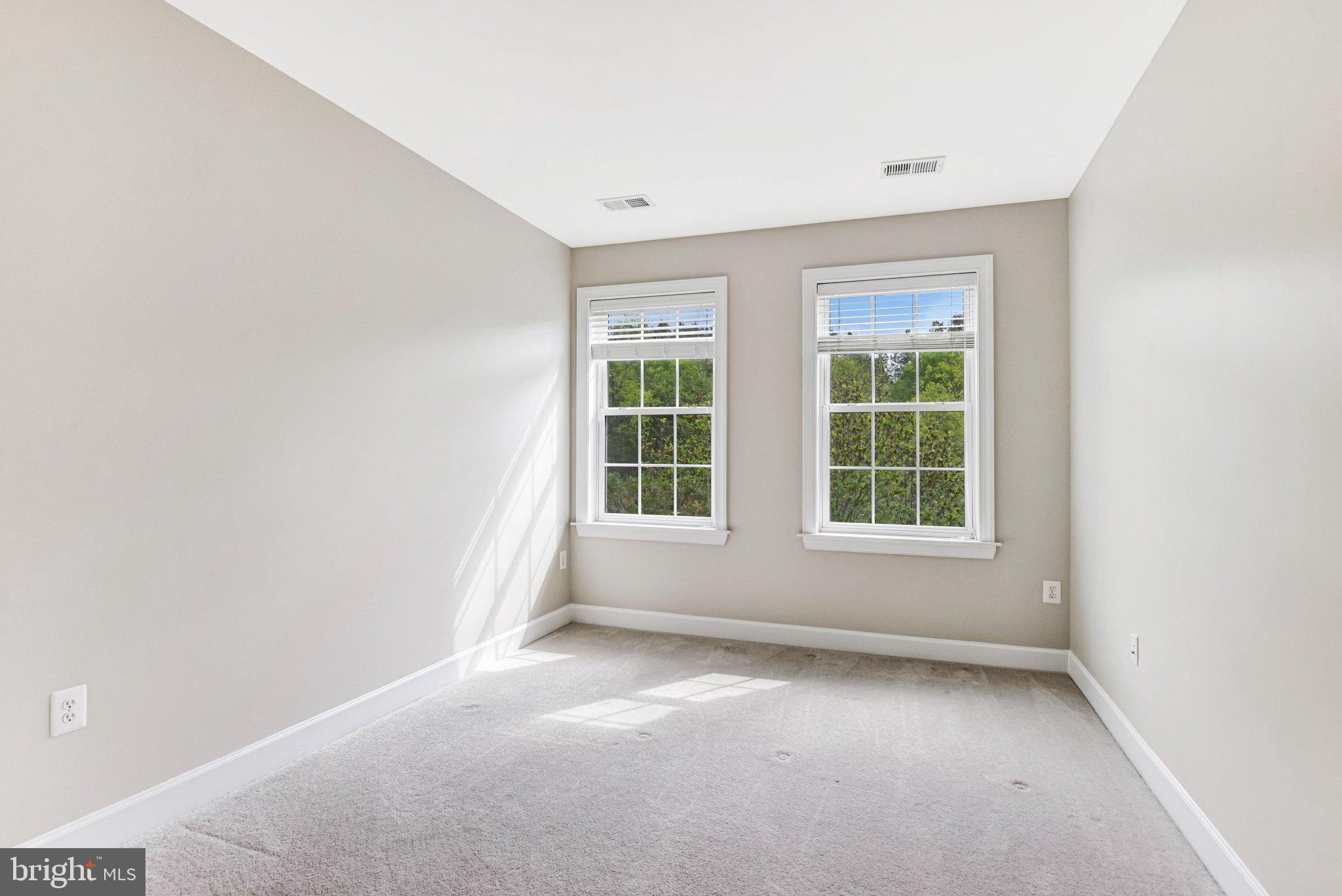 REGENCY AT DOMINION VALLEY - Residential