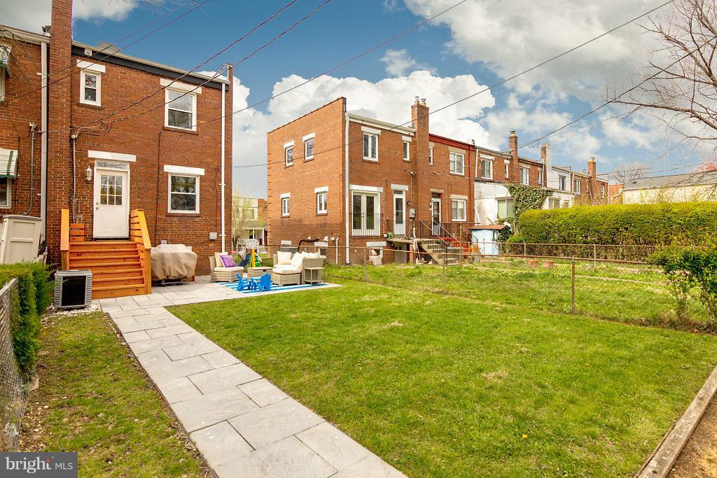 LYNHAVEN - Residential Lease