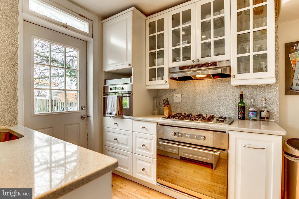 LYNHAVEN - Residential Lease