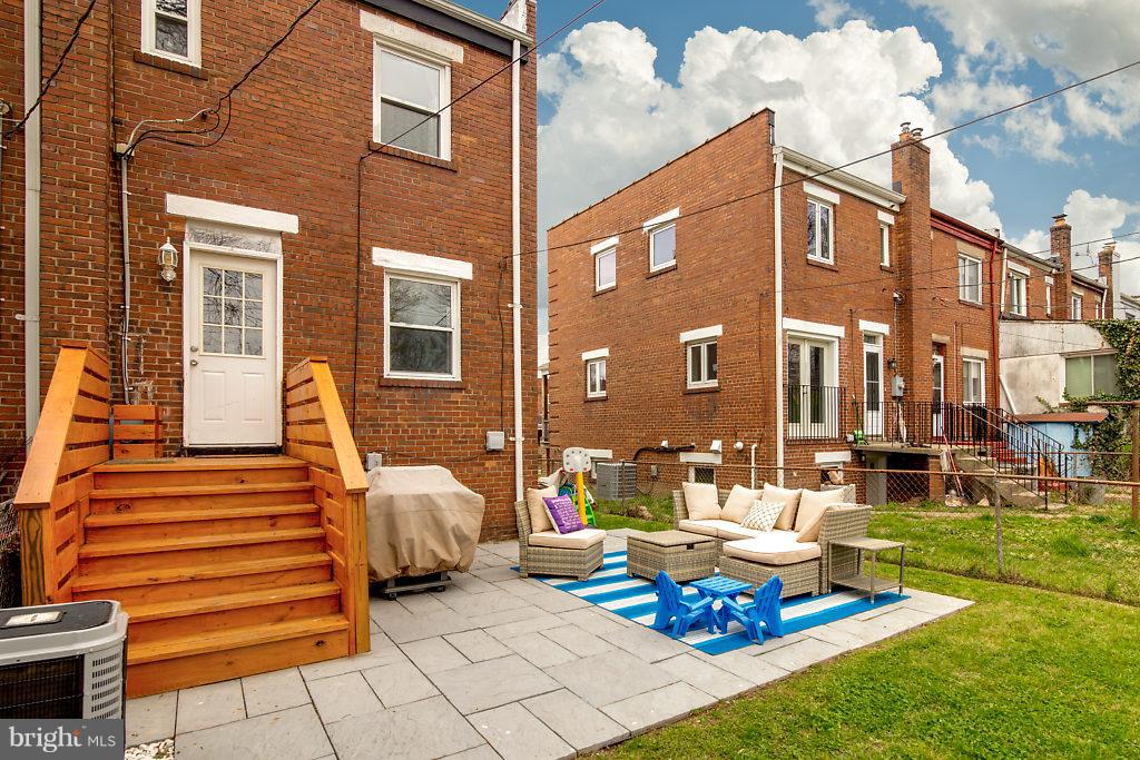 LYNHAVEN - Residential Lease