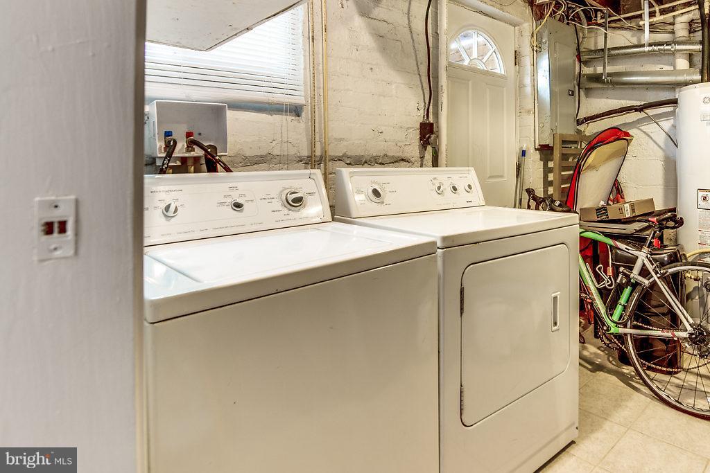 LYNHAVEN - Residential Lease