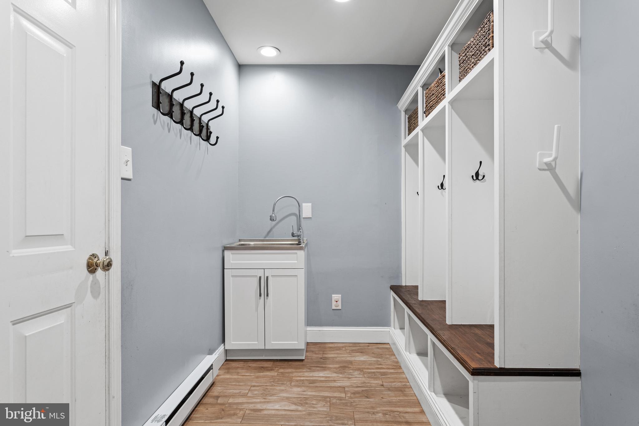 COLDSTREAM - Residential