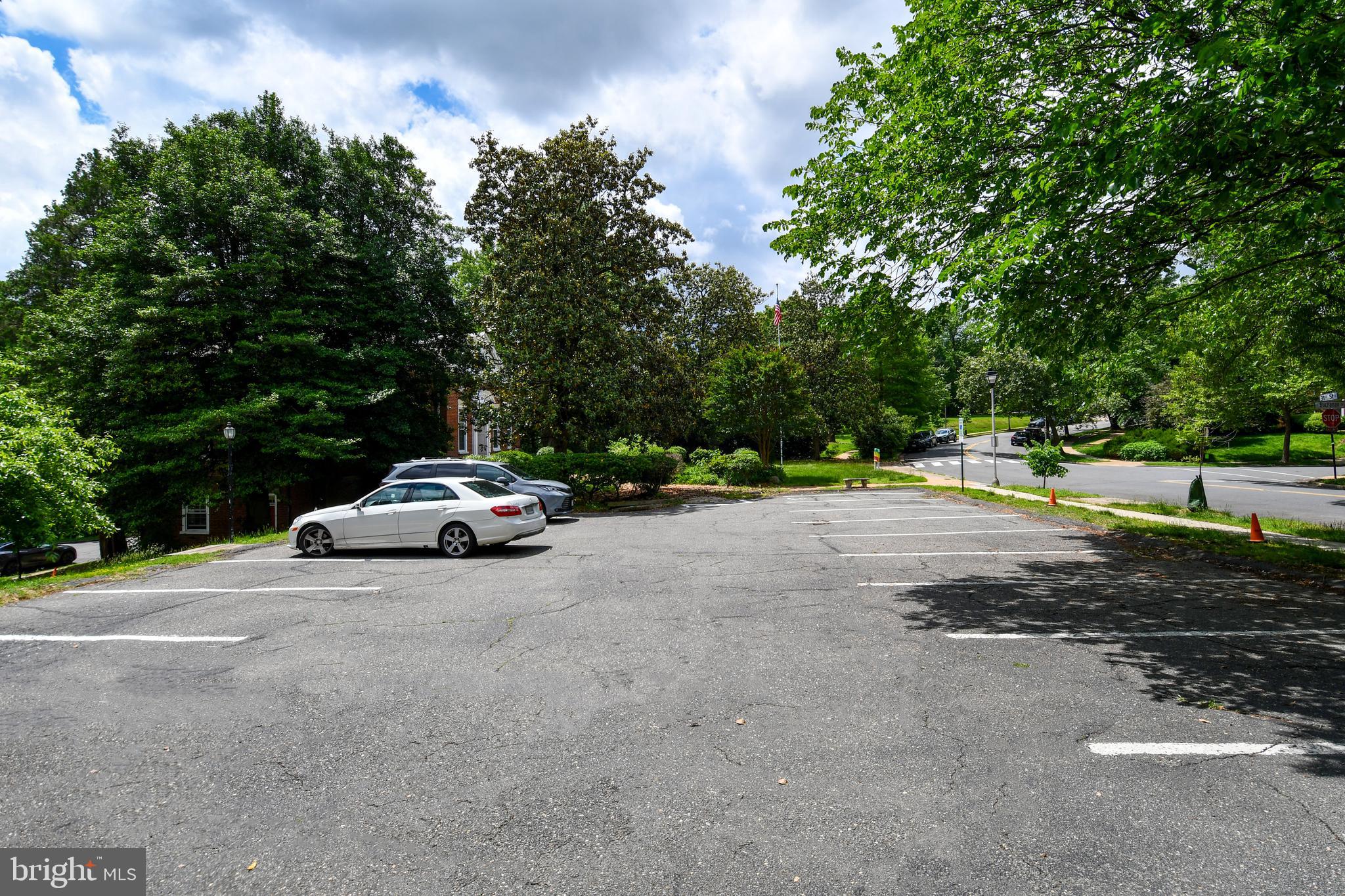 PENTAGON INDUSTRIAL CTR - Commercial Sale