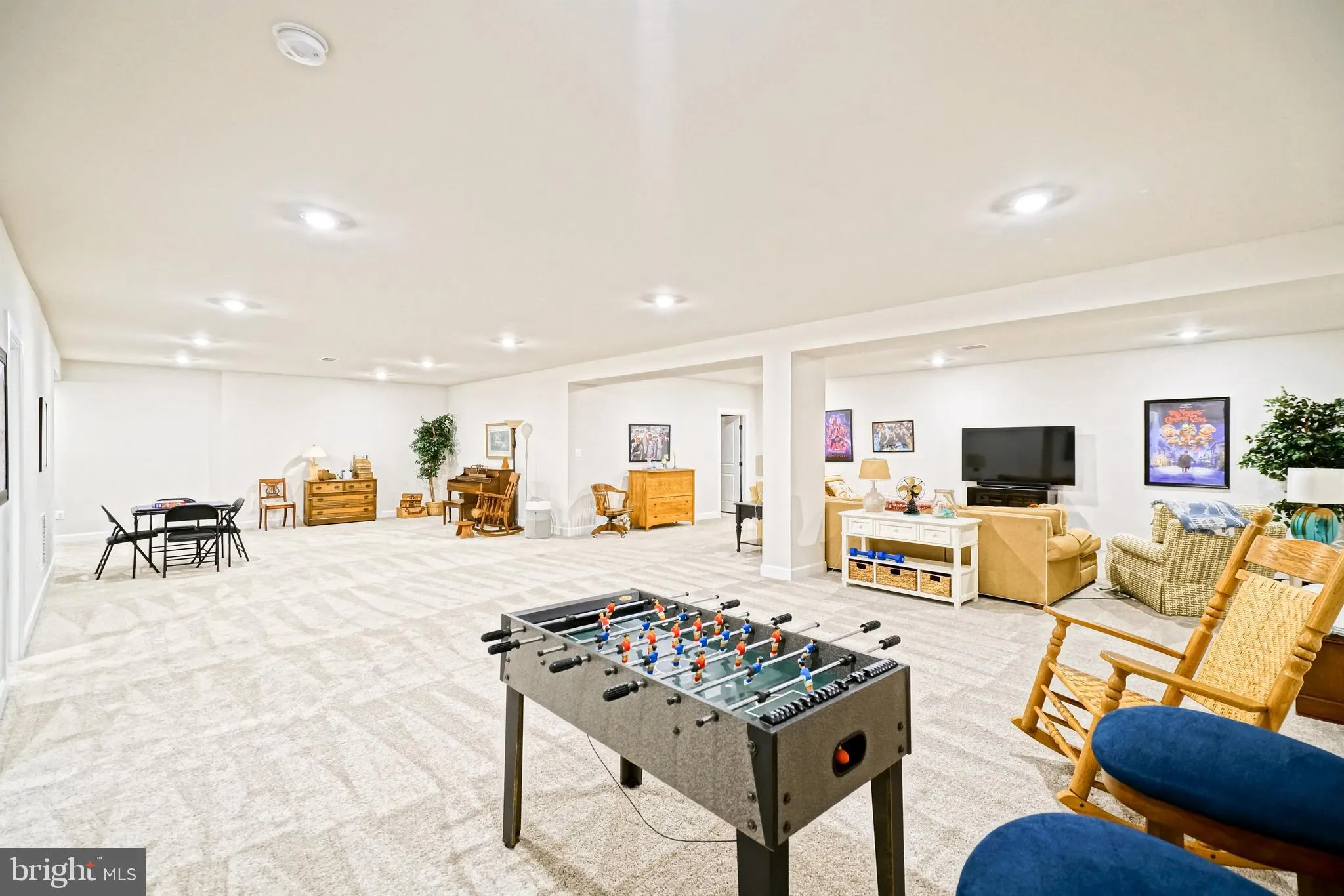 Rehoboth Beach, Delaware 19971, United States, 5 Bedrooms Bedrooms, ,5 BathroomsBathrooms,Residential,Pending,110544