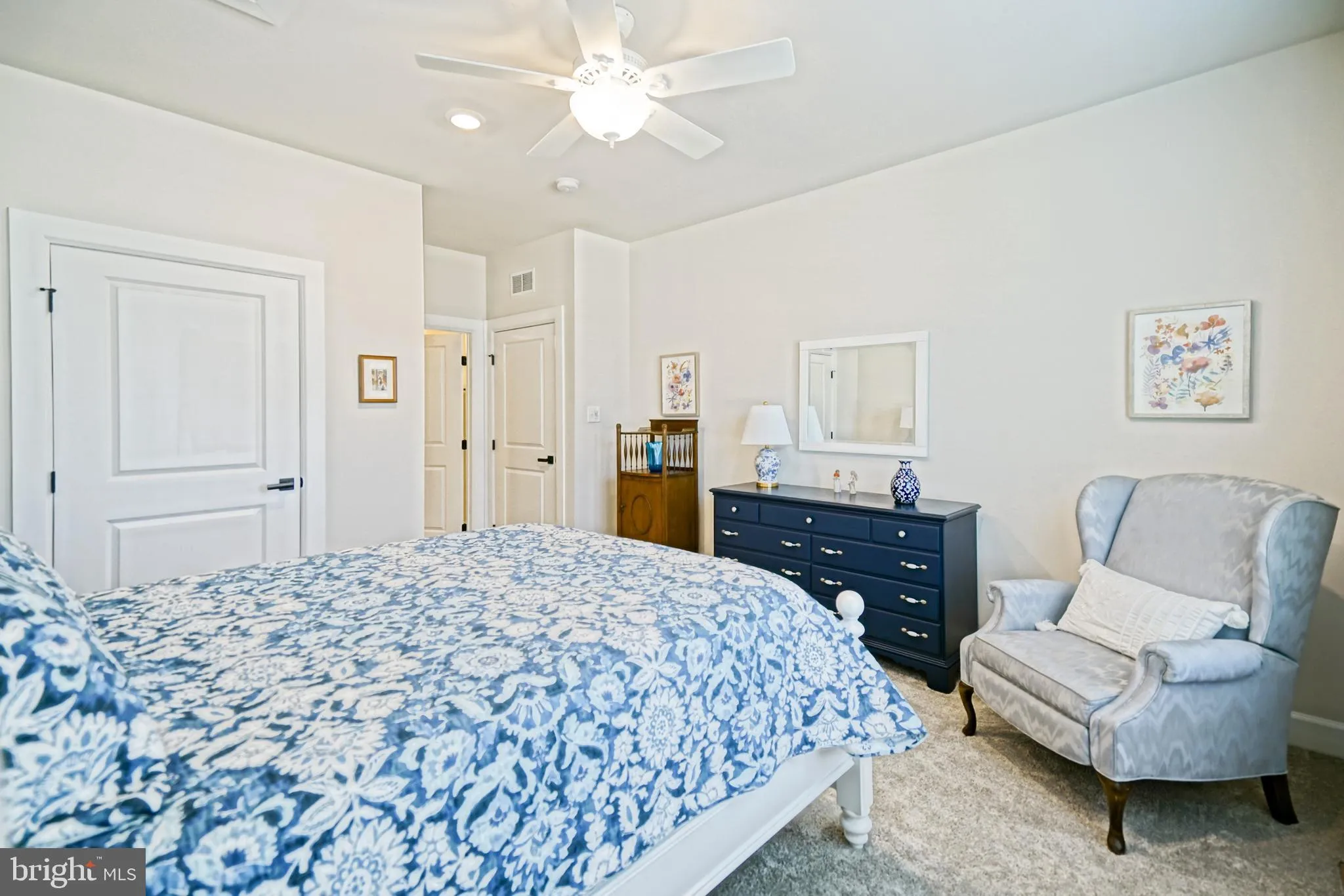 Rehoboth Beach, Delaware 19971, United States, 5 Bedrooms Bedrooms, ,5 BathroomsBathrooms,Residential,Pending,110544