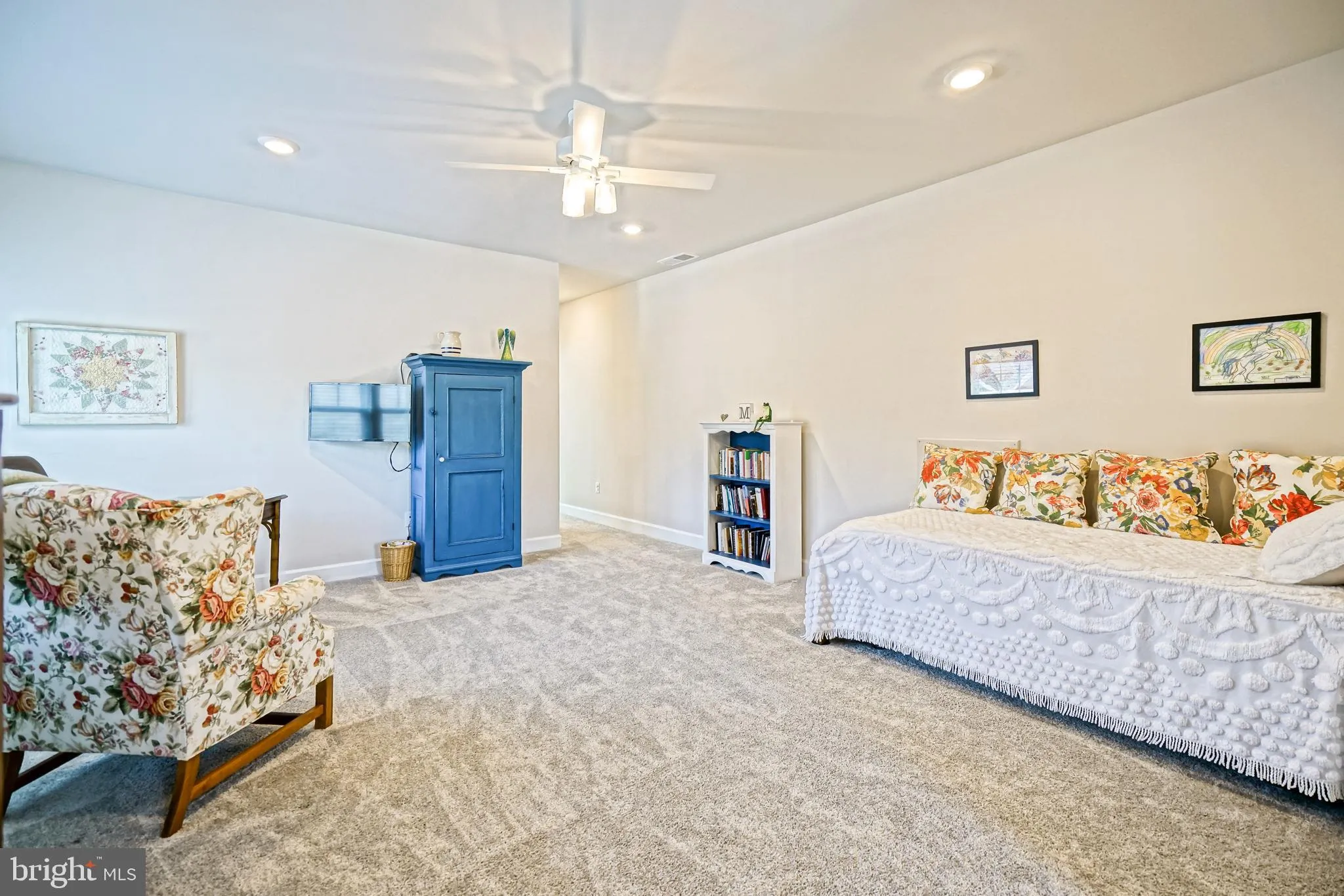 Rehoboth Beach, Delaware 19971, United States, 5 Bedrooms Bedrooms, ,5 BathroomsBathrooms,Residential,Pending,110544