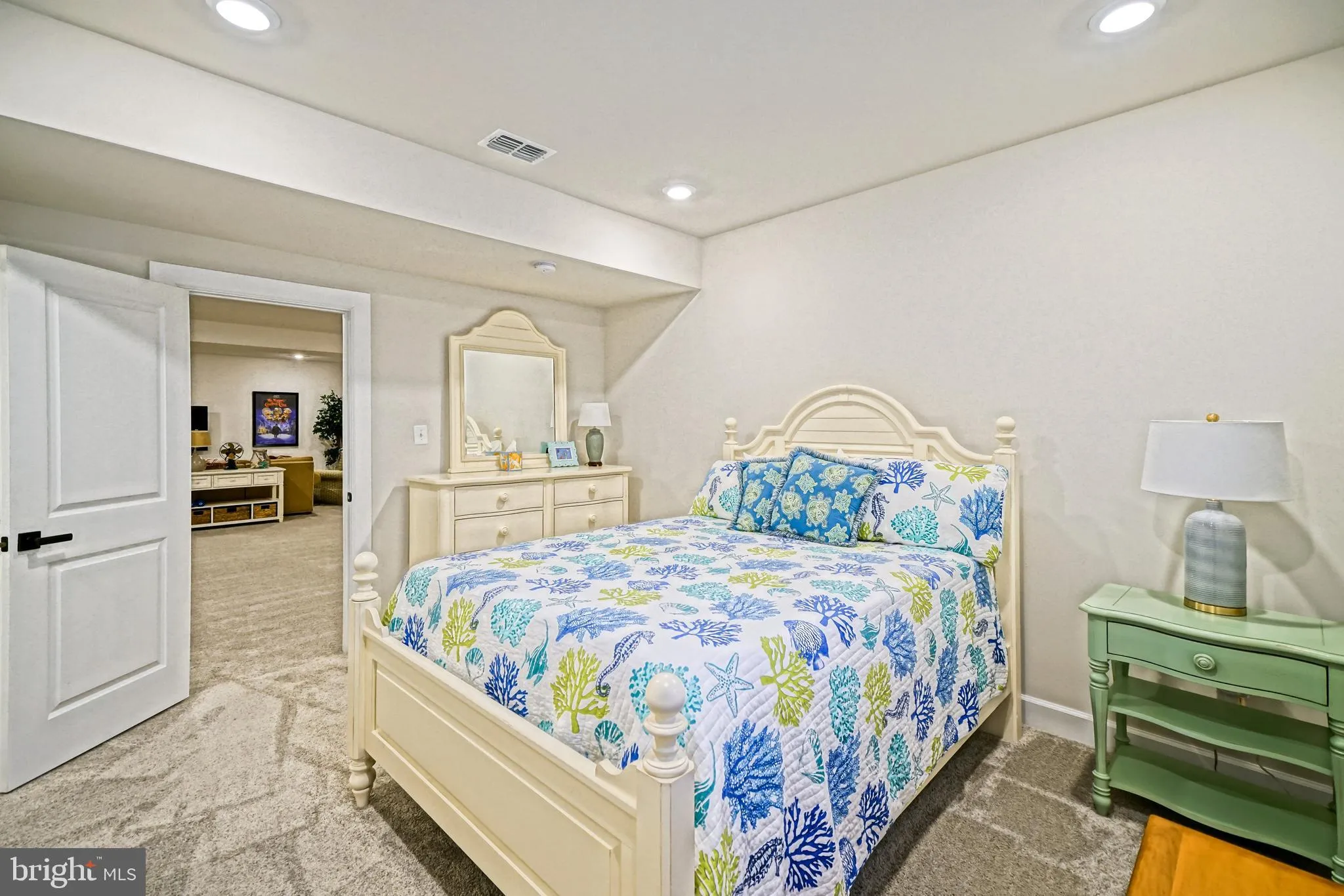 Rehoboth Beach, Delaware 19971, United States, 5 Bedrooms Bedrooms, ,5 BathroomsBathrooms,Residential,Pending,110544