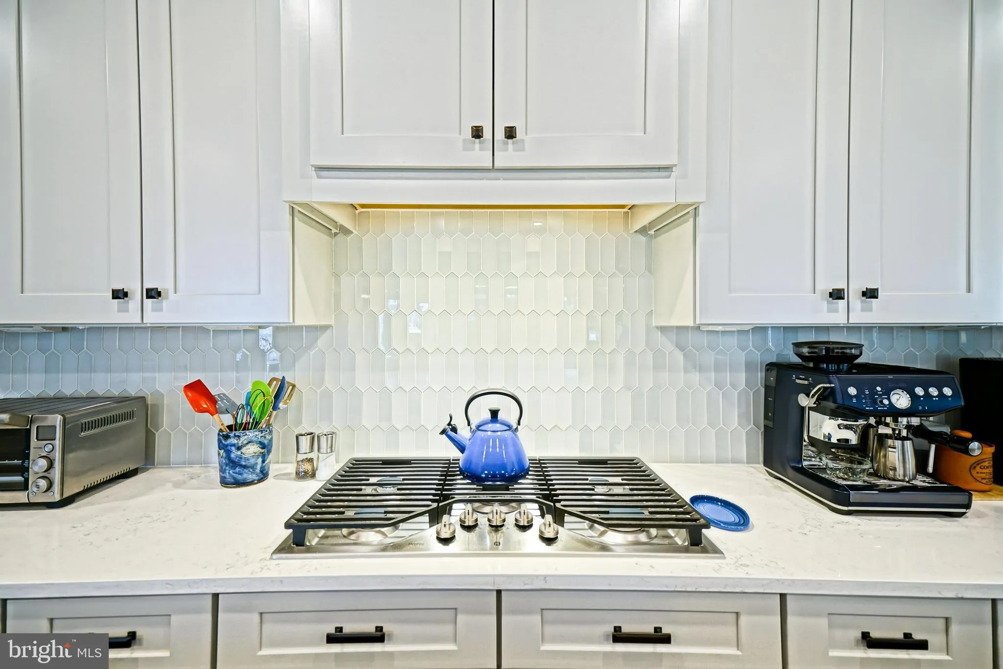 Rehoboth Beach, Delaware 19971, United States, 5 Bedrooms Bedrooms, ,5 BathroomsBathrooms,Residential,Pending,110544